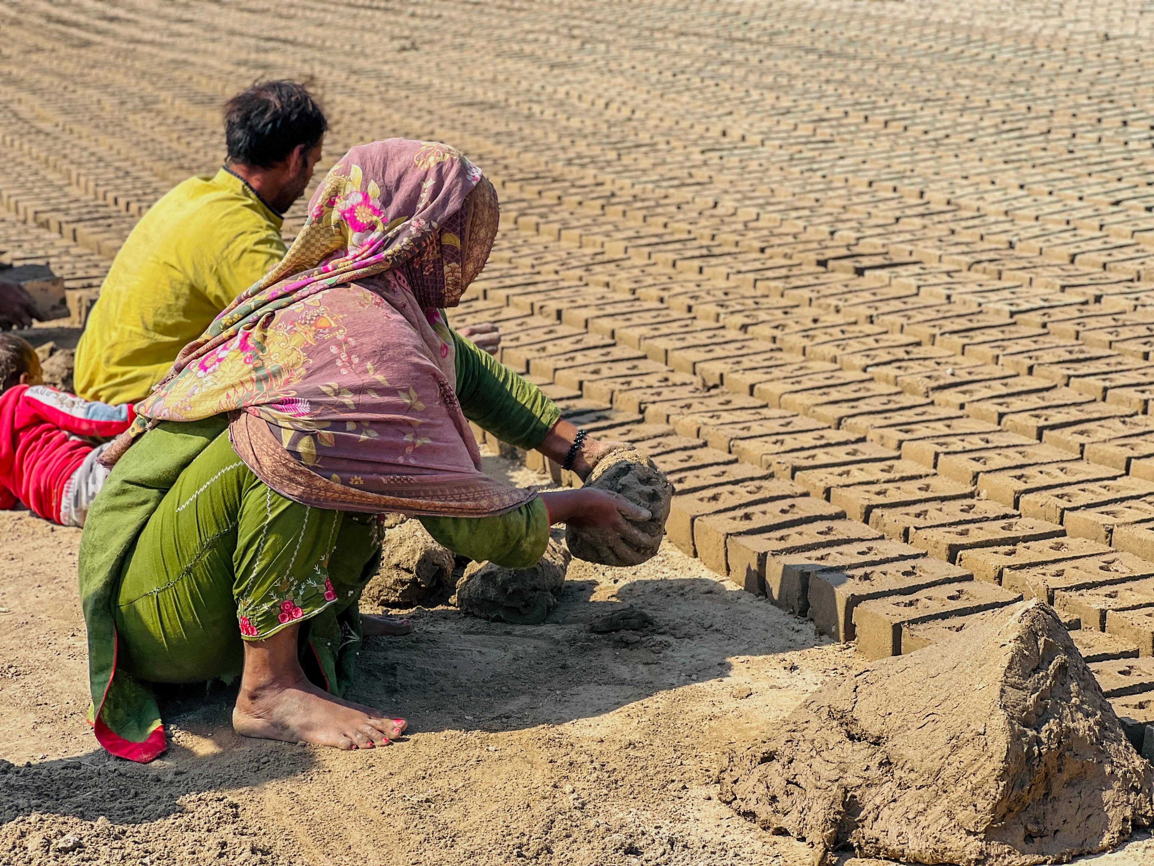Brick Kiln Freedom Project – Releasing Families into Hope and Worship